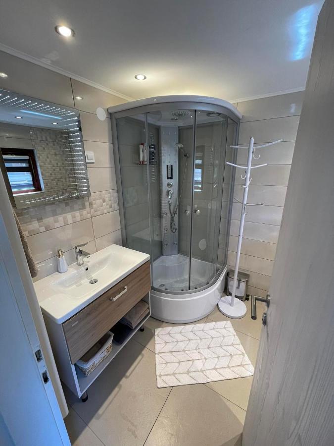 Apartma Devs Kranjska Gora Ngoại thất bức ảnh